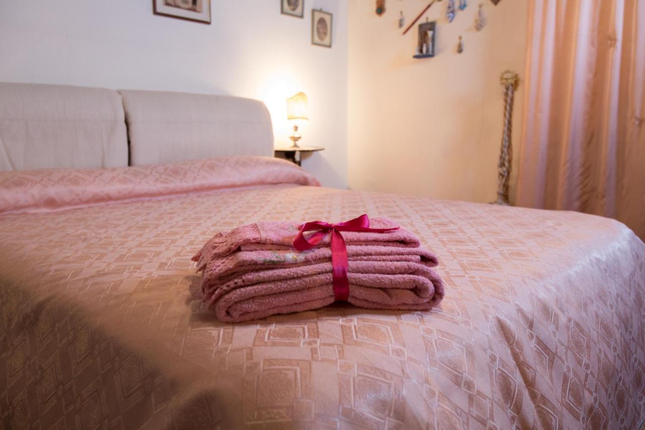 La Via Dei Presepi Bed & Breakfast Napoli Bagian luar foto