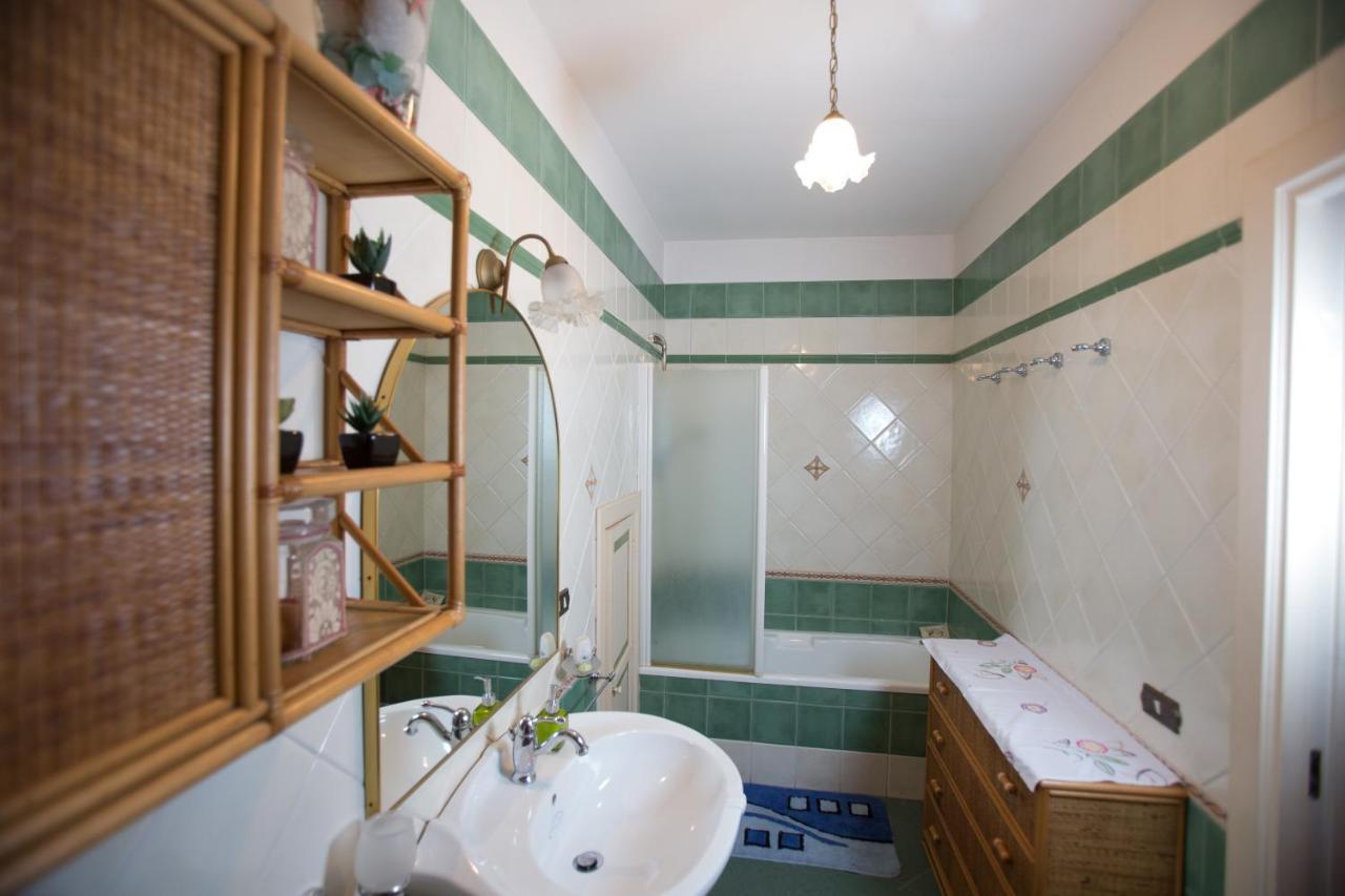 La Via Dei Presepi Bed & Breakfast Napoli Bagian luar foto